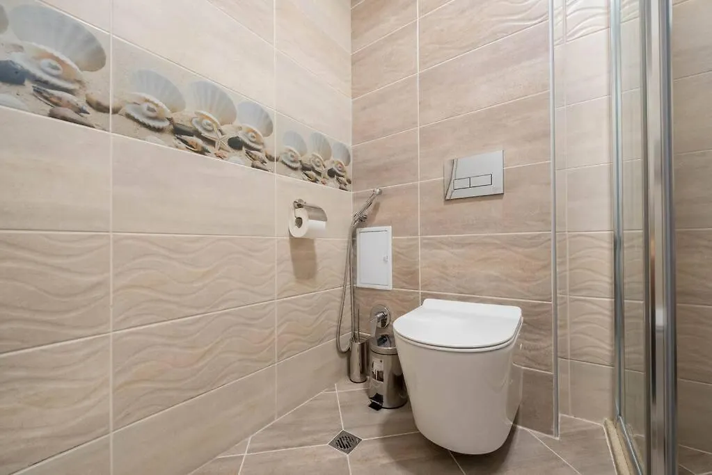 Labyrinth Apartment - Free Parking Space Included Varna