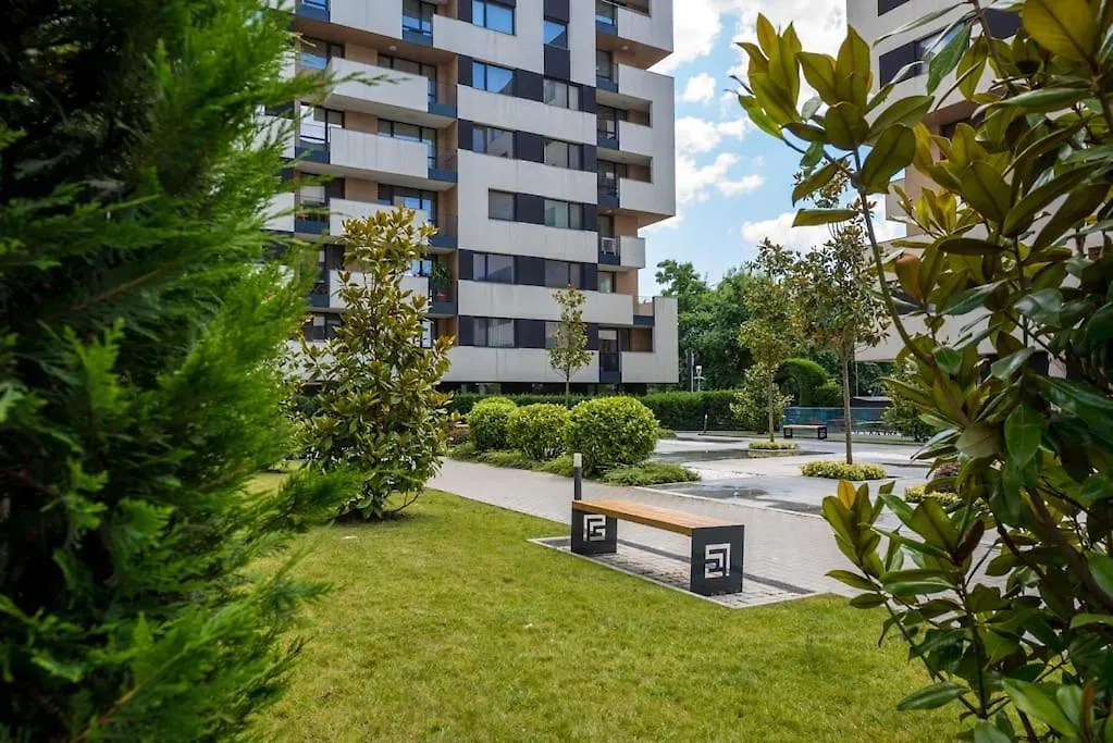 Labyrinth Apartment - Free Parking Space Included Varna